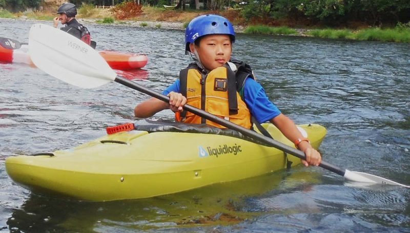 kids-canoe-kayak